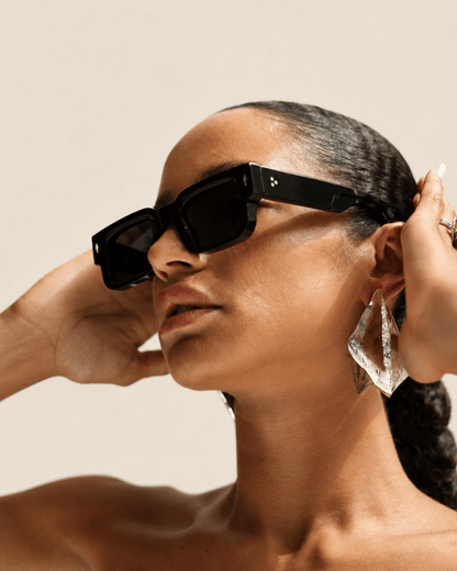 Black Vintage Sunglasses