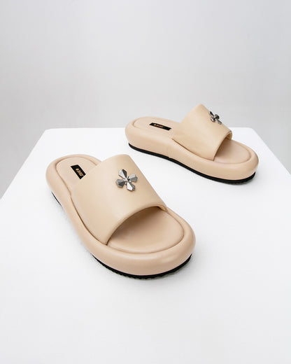 Pantolets
