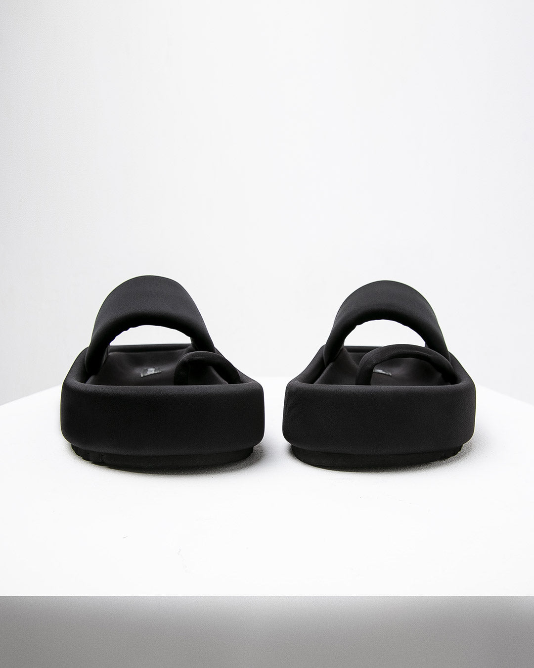 Pantolets