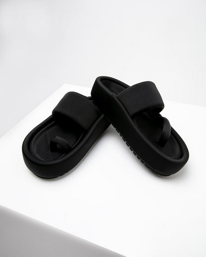 Pantolets