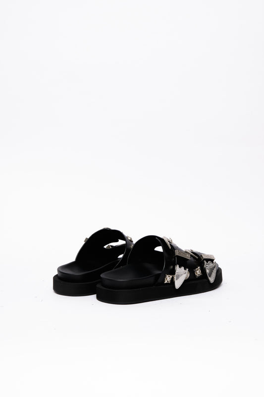 Pantolets