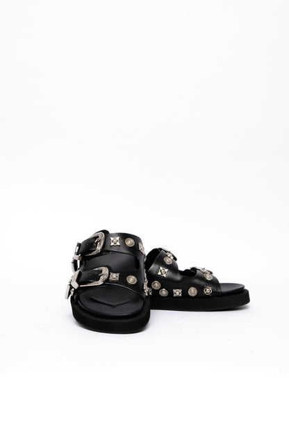 Pantolets