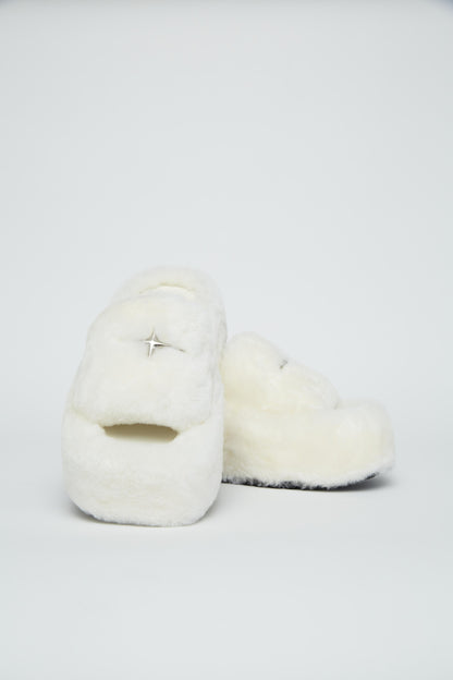 Pantolets